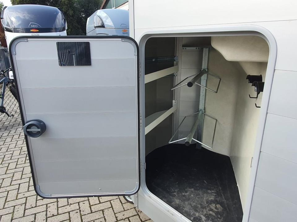 ALU Pferdeanhänger Ifor Williams HB 506 Flügeltür Sattelkammer - Van chevaux: photos 5 ALU Pferdeanhänger Ifor Williams HB 506 Flügeltür Sattelkammer - Van chevaux: photos 5