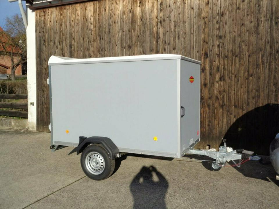 Böckmann KT 2513/135 PKW-Anhänger Koffer 1,35to. 100 km/h - Remorque voiture: photos 1 Böckmann KT 2513/135 PKW-Anhänger Koffer 1,35to. 100 km/h - Remorque voiture: photos 1