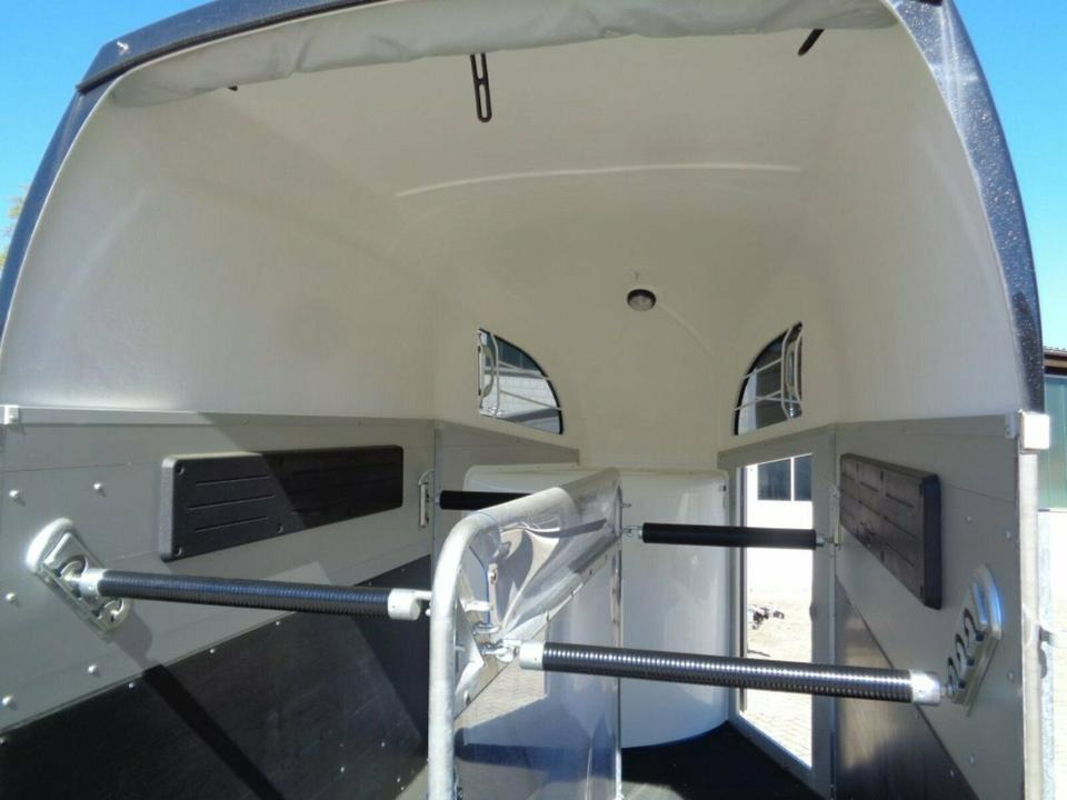 Van chevaux Böckmann, Pferdeanhänger Champion R ALUBODEN Saka100km/h: photos 9 Van chevaux Böckmann, Pferdeanhänger Champion R ALUBODEN Saka100km/h: photos 9