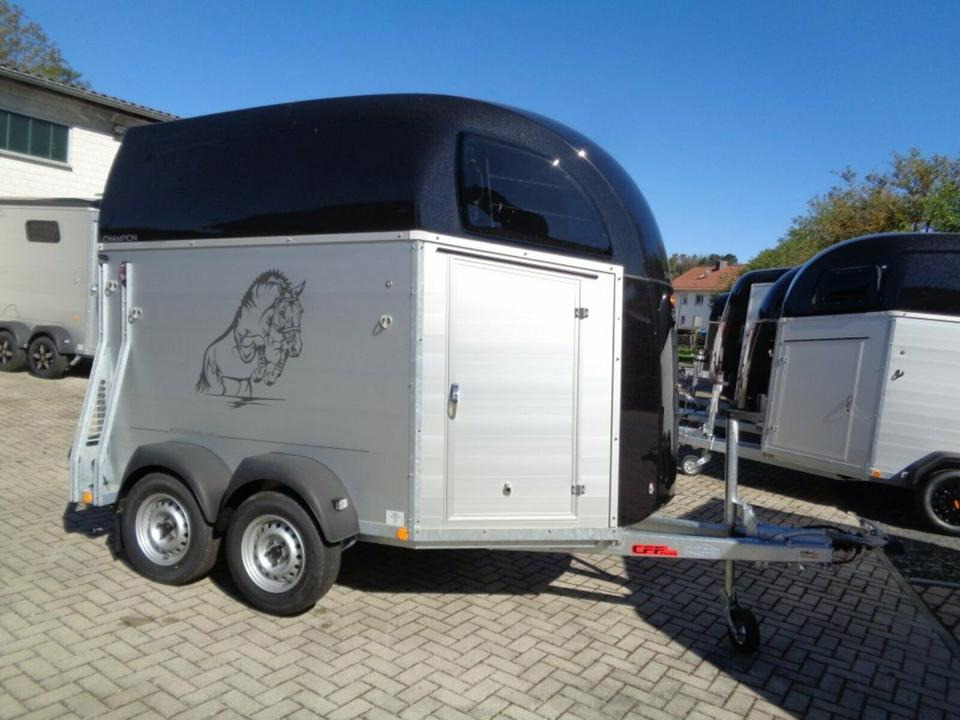 Van chevaux Böckmann, Pferdeanhänger Champion R ALUBODEN Saka100km/h: photos 13 Van chevaux Böckmann, Pferdeanhänger Champion R ALUBODEN Saka100km/h: photos 13