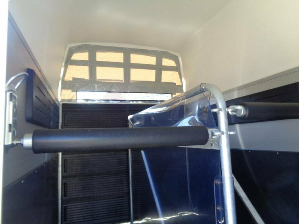 Van chevaux Böckmann, Pferdeanhänger Champion R ALUBODEN Saka100km/h: photos 11 Van chevaux Böckmann, Pferdeanhänger Champion R ALUBODEN Saka100km/h: photos 11