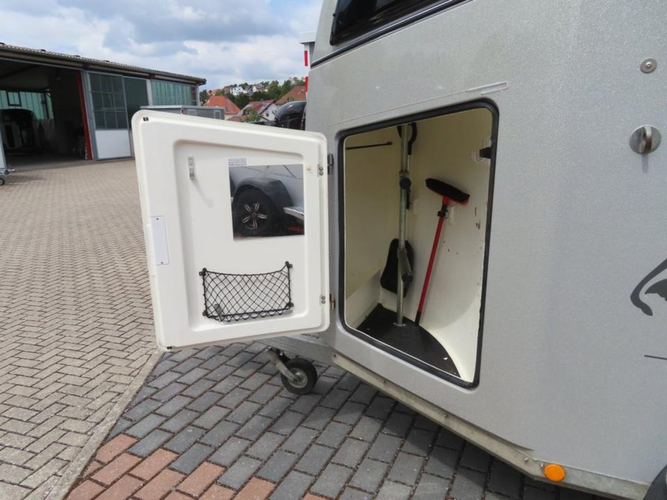 Böckmann Pferdeanhänger,Comfort, ALUBODEN, Sattelk, CFF 100 km - Van chevaux: photos 3 Böckmann Pferdeanhänger,Comfort, ALUBODEN, Sattelk, CFF 100 km - Van chevaux: photos 3