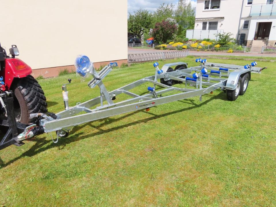 Böckmann - TPV PKW Anhänger Bootstrailer 2,7 to. Bootsanhänger - Remorque bateau: photos 1 Böckmann - TPV PKW Anhänger Bootstrailer 2,7 to. Bootsanhänger - Remorque bateau: photos 1