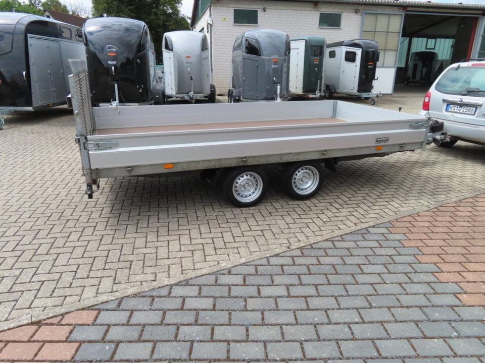 Hapert PKW-Anhänger Maschinentransporter Kippbar 3,5t Bordwände - Remorque benne: photos 4 Hapert PKW-Anhänger Maschinentransporter Kippbar 3,5t Bordwände - Remorque benne: photos 4