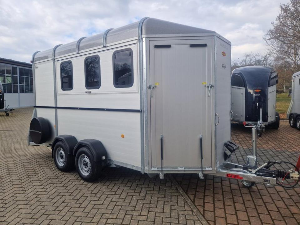 Pferdeanhänger Böckmann Traveller G3 Top Ausstattung - Van chevaux: photos 3 Pferdeanhänger Böckmann Traveller G3 Top Ausstattung - Van chevaux: photos 3