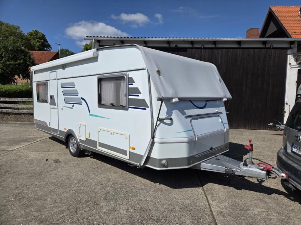 Wohnwagen Hymer Top Ausstattung Mover Vohrzelt 4x Schlafplätze WC - Caravane: photos 4 Wohnwagen Hymer Top Ausstattung Mover Vohrzelt 4x Schlafplätze WC - Caravane: photos 4