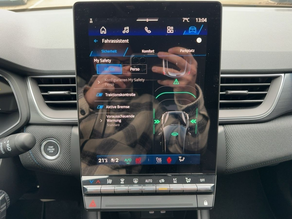 SUV Renault Symbioz Esprit Alpine E-Tech Full Hybrid 145: photos 14