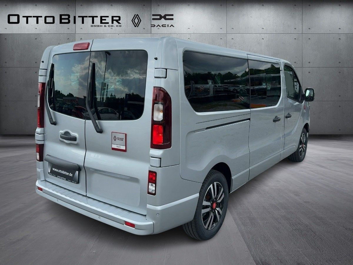 Renault Trafic Grand RED EDITION L2H1 dCi150 9-SITZE ALU - Transport de personnes: photos 4 Renault Trafic Grand RED EDITION L2H1 dCi150 9-SITZE ALU - Transport de personnes: photos 4