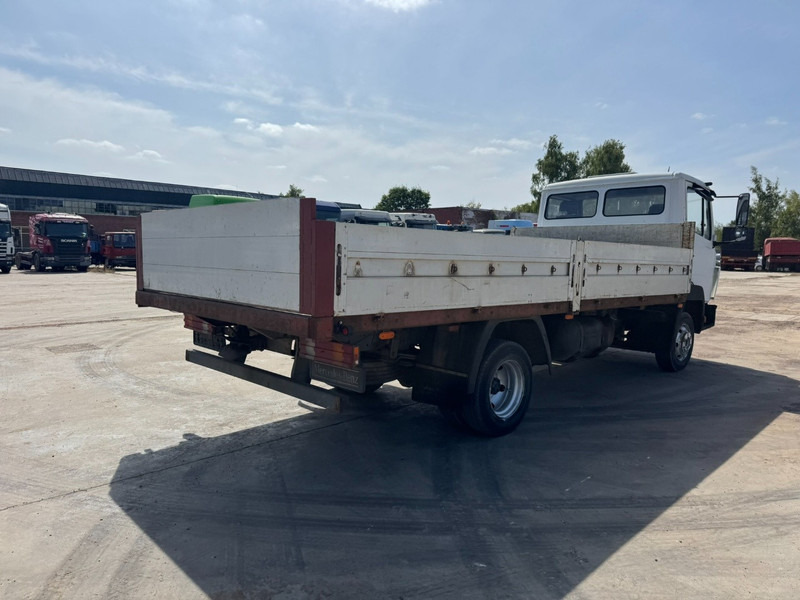 Mercedes-Benz SK 811 (STEEL SUSPENSION / EURO 2 / GERMAN TRUCK IN PERFECT CONDITION !!!) - Camion plateau: photos 5 Mercedes-Benz SK 811 (STEEL SUSPENSION / EURO 2 / GERMAN TRUCK IN PERFECT CONDITION !!!) - Camion plateau: photos 5