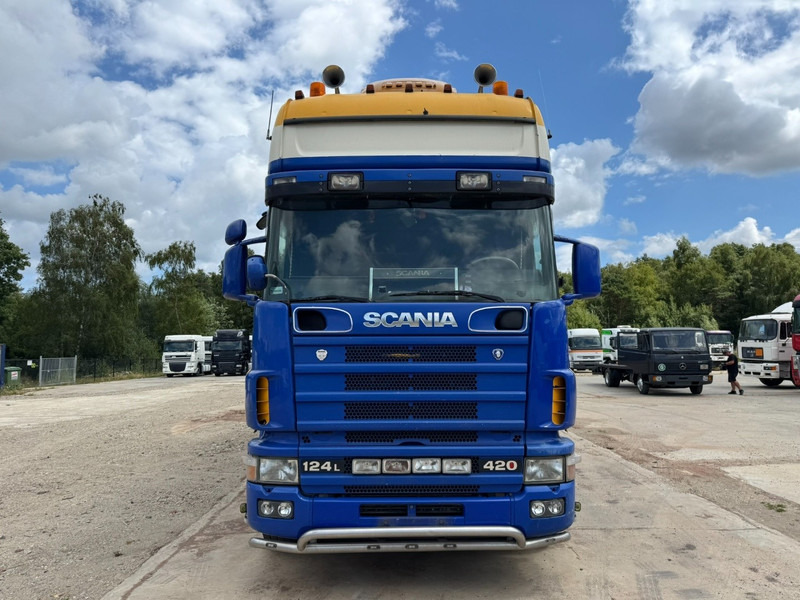 Scania 124 - 420 Topline (MANUAL GEARBOX / BOITE MANUELLE / RETARDER / PERFECT) - Camion bétaillère: photos 2 Scania 124 - 420 Topline (MANUAL GEARBOX / BOITE MANUELLE / RETARDER / PERFECT) - Camion bétaillère: photos 2