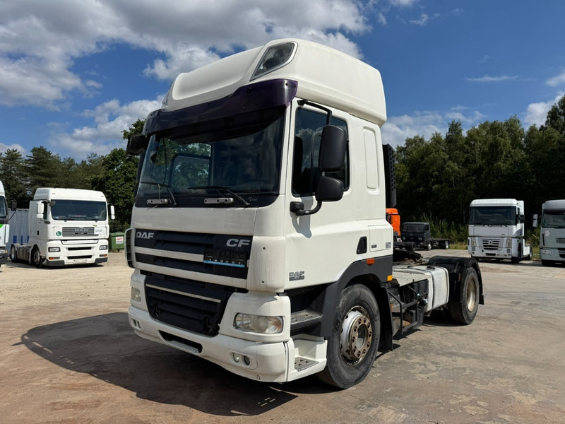 DAF 85 CF 460 Space Cab (PERFECT CONDITION / PARFAIT ETAT) - Tracteur routier: photos 1 DAF 85 CF 460 Space Cab (PERFECT CONDITION / PARFAIT ETAT) - Tracteur routier: photos 1