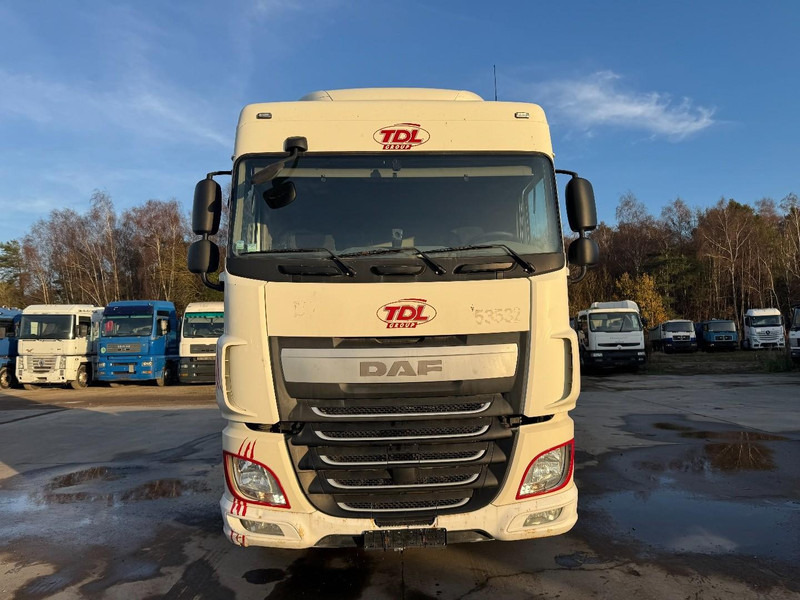 DAF XF 460 (BELGIAN TRUCK IN GOOD CONDITION / CAMION BELGE EN BON ETAT / 993.000km) - Tracteur routier: photos 2 DAF XF 460 (BELGIAN TRUCK IN GOOD CONDITION / CAMION BELGE EN BON ETAT / 993.000km) - Tracteur routier: photos 2
