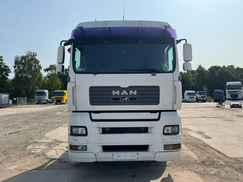 MAN TGA 18.440 (MANUAL GEARBOX / BOITE MANUELLE) - Tracteur routier: photos 2 MAN TGA 18.440 (MANUAL GEARBOX / BOITE MANUELLE) - Tracteur routier: photos 2