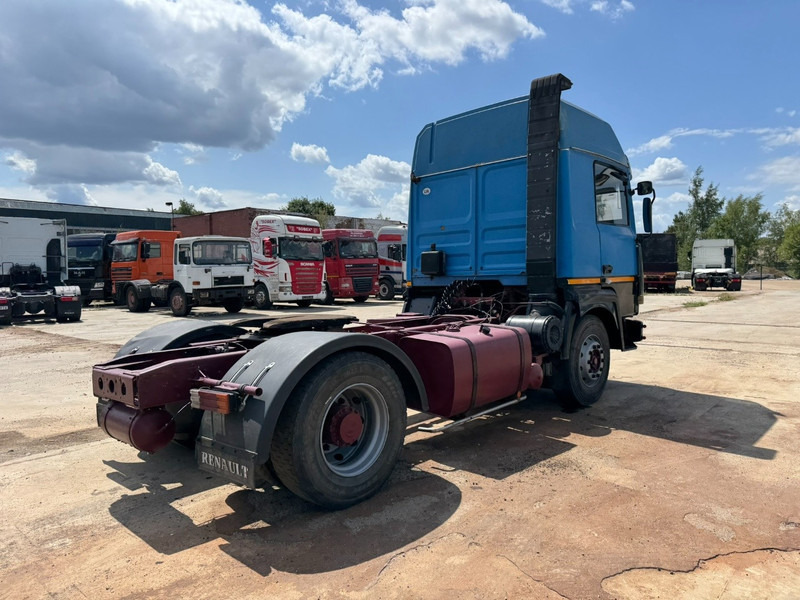 Renault R 340 Major (GRAND PONT / BOITE MANUELLE / POMPE MANUELLE) - Tracteur routier: photos 5 Renault R 340 Major (GRAND PONT / BOITE MANUELLE / POMPE MANUELLE) - Tracteur routier: photos 5
