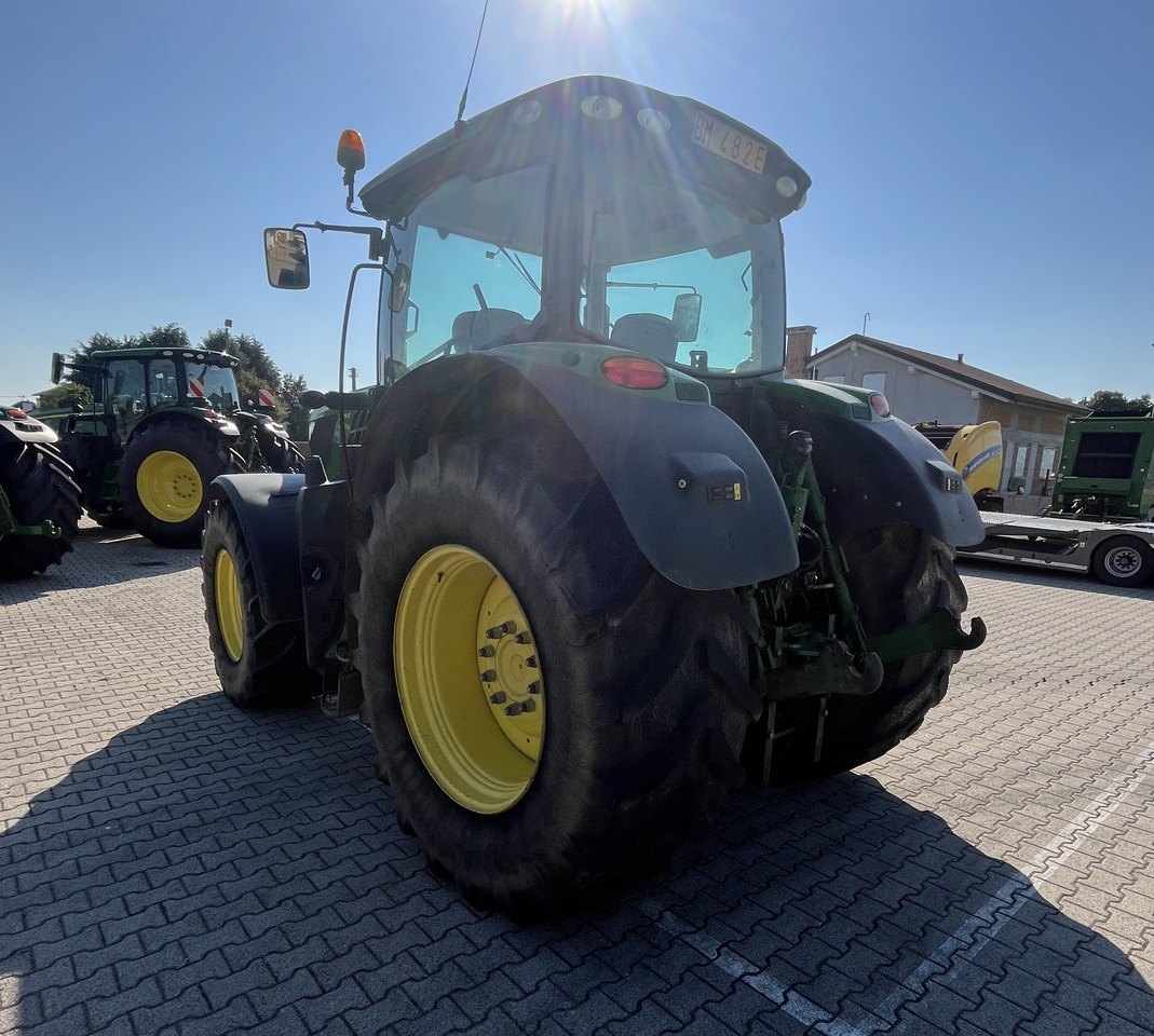 JOHN DEERE 6175 R - Tracteur agricole: photos 5 JOHN DEERE 6175 R - Tracteur agricole: photos 5