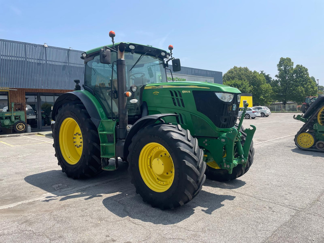JOHN DEERE 6190 R - Tracteur agricole: photos 4 JOHN DEERE 6190 R - Tracteur agricole: photos 4