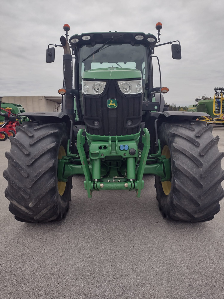 JOHN DEERE 6210 R - Tracteur agricole: photos 3 JOHN DEERE 6210 R - Tracteur agricole: photos 3