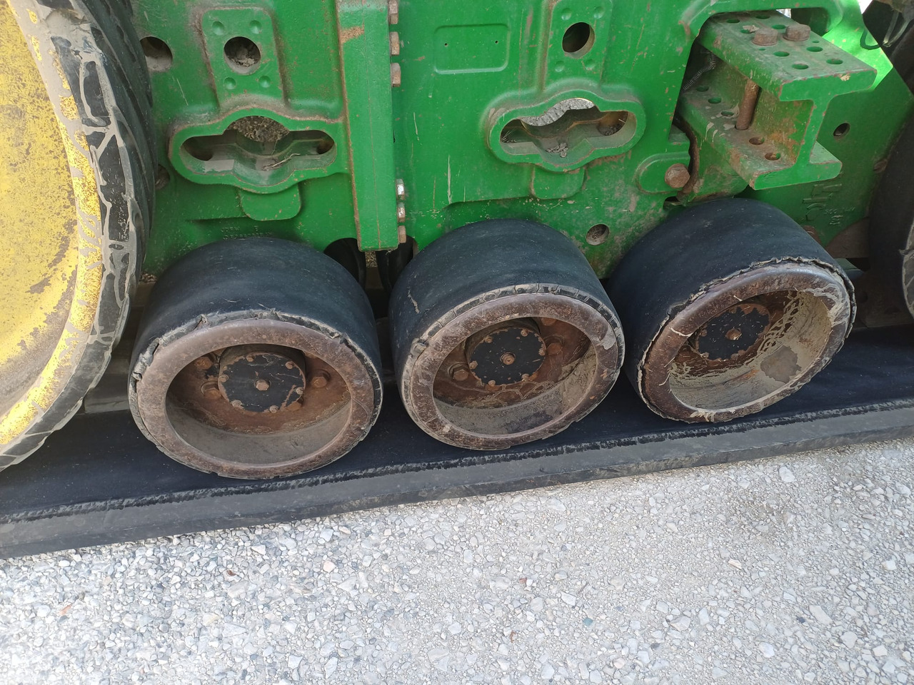 JOHN DEERE 8320 RT - Tracteur agricole: photos 5 JOHN DEERE 8320 RT - Tracteur agricole: photos 5