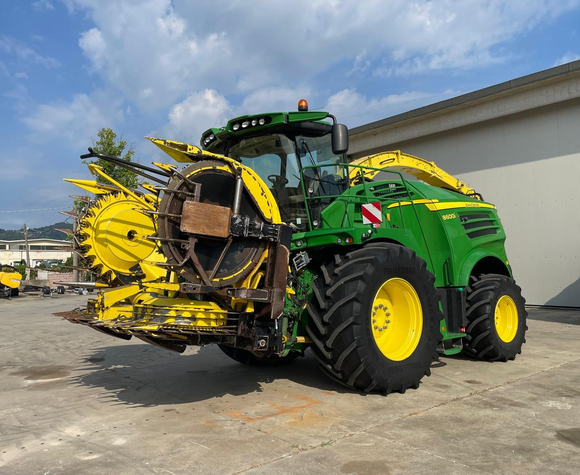 JOHN DEERE TRINCIA 8600i - Ensileuse: photos 3 JOHN DEERE TRINCIA 8600i - Ensileuse: photos 3