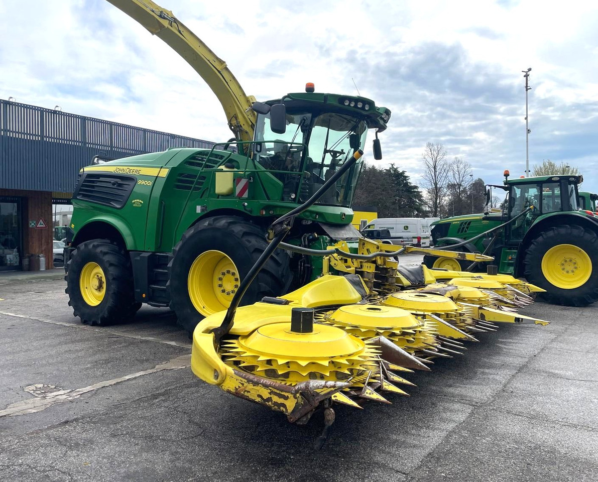 JOHN DEERE TRINCIA 9900i - Ensileuse: photos 2 JOHN DEERE TRINCIA 9900i - Ensileuse: photos 2
