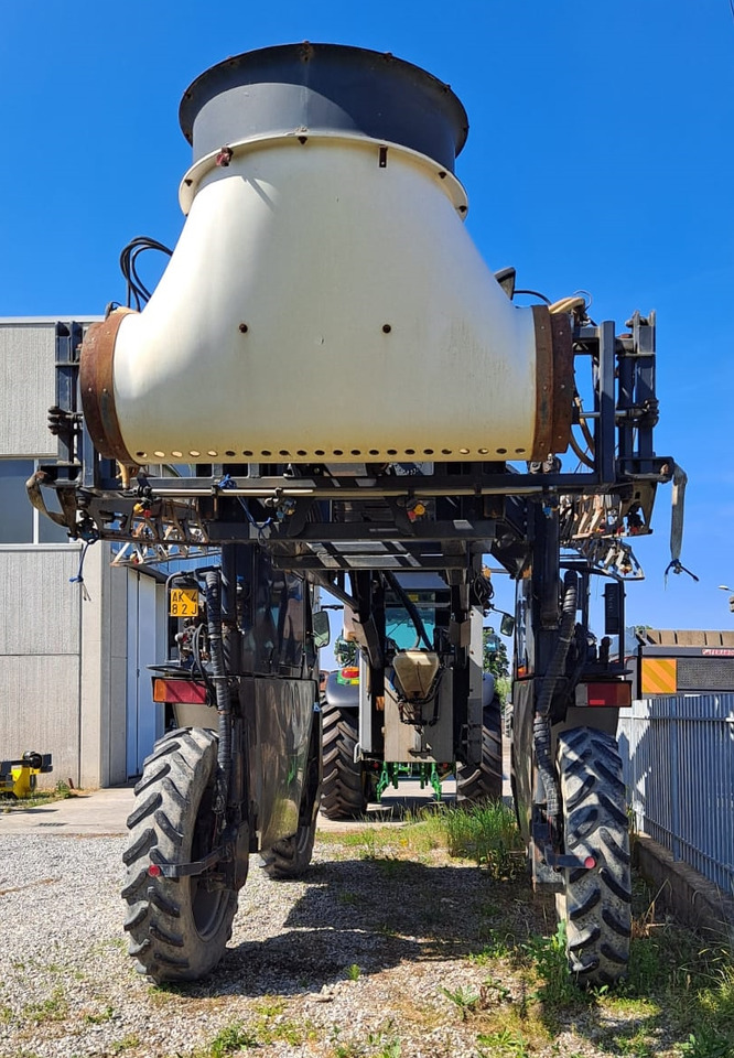 MAZZOTTI IRRORATORE SEMOVENTE IBIS PIRALIDE MAIS 2000 - Pulvé automoteur: photos 2 MAZZOTTI IRRORATORE SEMOVENTE IBIS PIRALIDE MAIS 2000 - Pulvé automoteur: photos 2