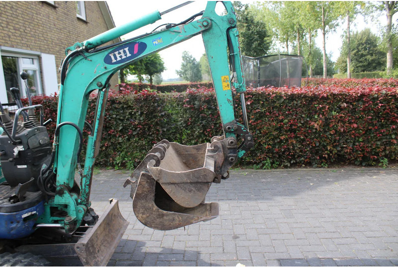 IHI 9NX 900 kg minikraan - Mini grue: photos 2 IHI 9NX 900 kg minikraan - Mini grue: photos 2