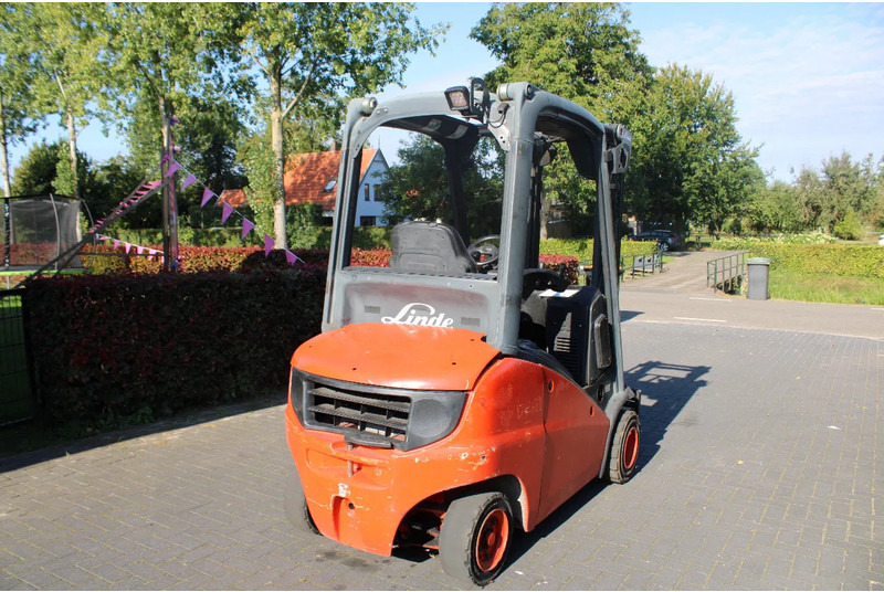 Linde H20D - Chariot élévateur: photos 4 Linde H20D - Chariot élévateur: photos 4