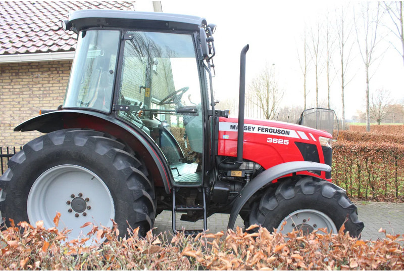 Massey Ferguson 3625 - Tracteur agricole: photos 2 Massey Ferguson 3625 - Tracteur agricole: photos 2