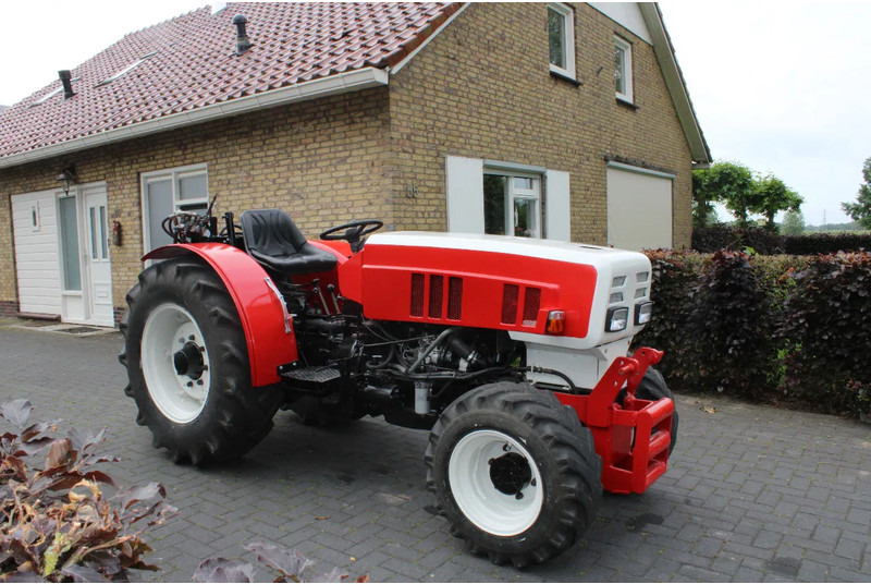Steyr 8075 AS - Tracteur agricole: photos 2 Steyr 8075 AS - Tracteur agricole: photos 2