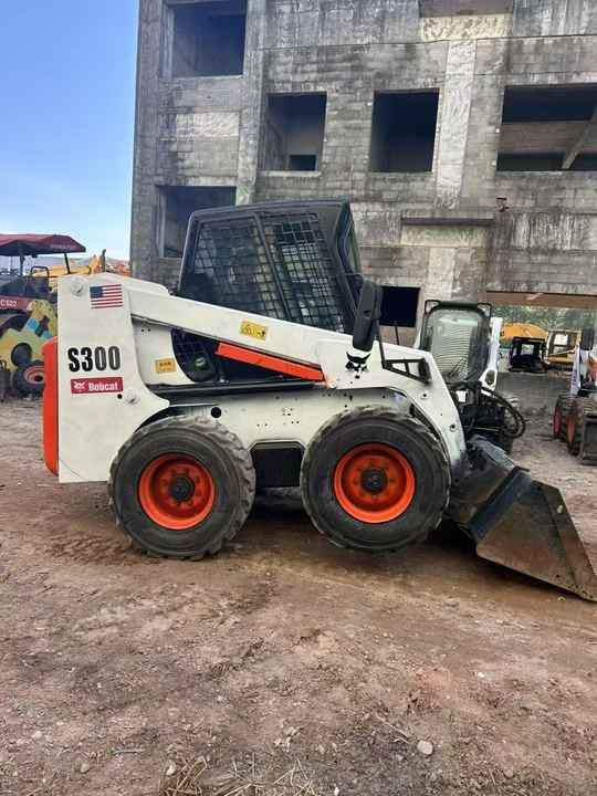 100%Ready Bobcat S300 Well Sold Most Famous Brand High Quality Bobcat S300 Skid Steer Loader for Sale - Mini chargeuse: photos 2 100%Ready Bobcat S300 Well Sold Most Famous Brand High Quality Bobcat S300 Skid Steer Loader for Sale - Mini chargeuse: photos 2
