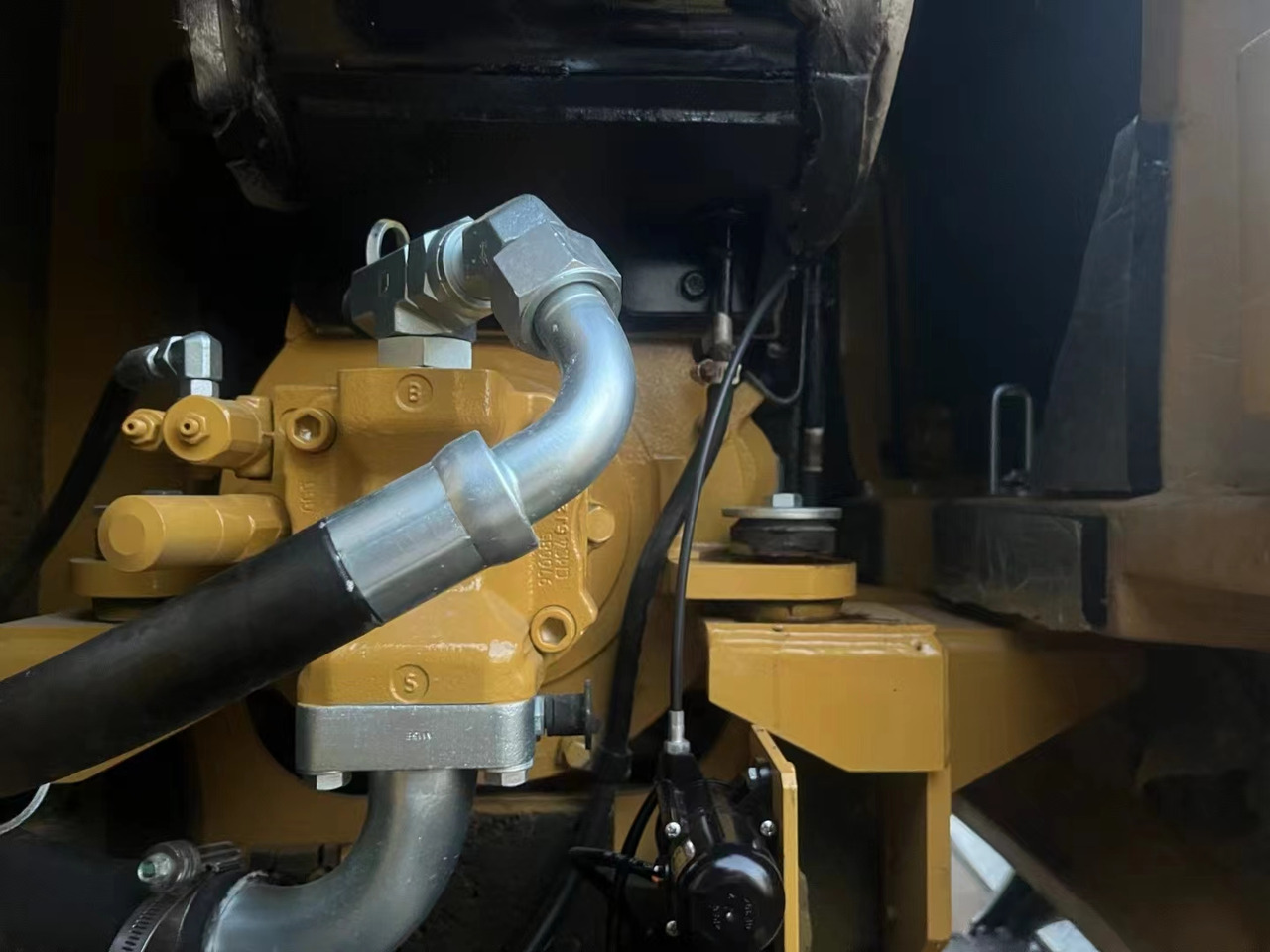 Pelle CATERPILLAR 305.5e: photos 9 Pelle CATERPILLAR 305.5e: photos 9