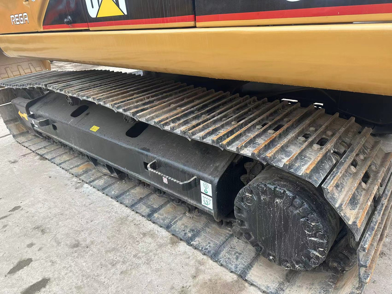 CATERPILLAR 320c - Pelle sur chenille: photos 2 CATERPILLAR 320c - Pelle sur chenille: photos 2