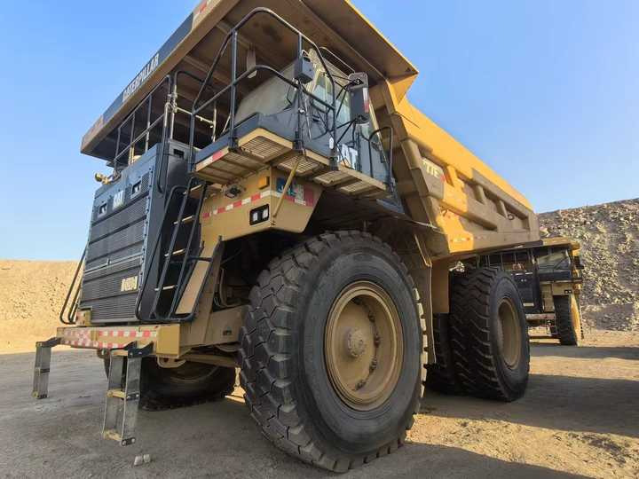 Cheap Price Used Japan Original Caterpillar Cat777e for Sale,7 Tons Used Cat 777e With Good Quality in Stock - Tombereau rigide: photos 4 Cheap Price Used Japan Original Caterpillar Cat777e for Sale,7 Tons Used Cat 777e With Good Quality in Stock - Tombereau rigide: photos 4