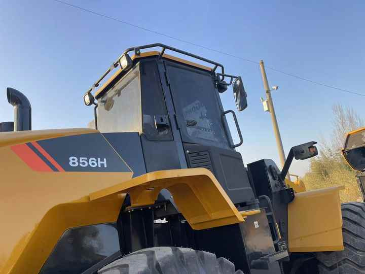 China Famous Brand LiuGong Medium-sized Wheel Loader LiuGong 856N Loader for Earthmoving, Mining, Construction for Sale - Chargeuse sur pneus: photos 4 China Famous Brand LiuGong Medium-sized Wheel Loader LiuGong 856N Loader for Earthmoving, Mining, Construction for Sale - Chargeuse sur pneus: photos 4