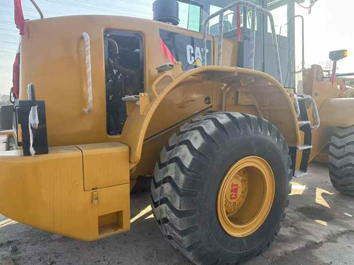 High-Performance Used Wheel Loader CAT950H - Refurbished Construction Machinery for Sale - Chargeuse sur pneus: photos 2 High-Performance Used Wheel Loader CAT950H - Refurbished Construction Machinery for Sale - Chargeuse sur pneus: photos 2