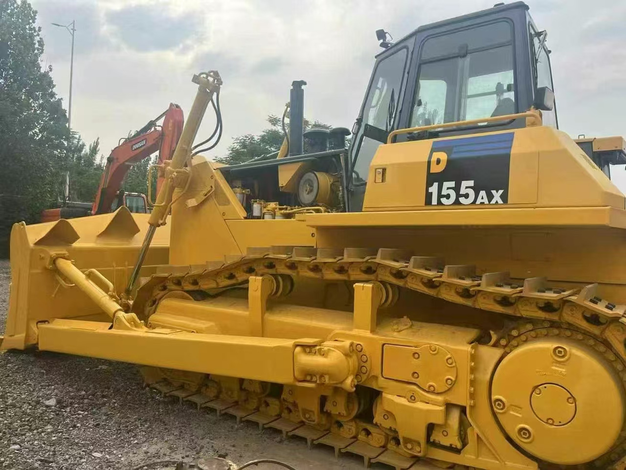 KOMATSU D155-5 - Bulldozer: photos 4 KOMATSU D155-5 - Bulldozer: photos 4