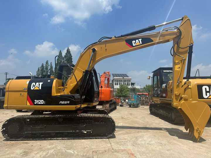 Low Working Time CAT 312D2 Excavator Caterpillar Used 15ton Cat312D2 No Reviews yet - Pelle sur chenille: photos 2 Low Working Time CAT 312D2 Excavator Caterpillar Used 15ton Cat312D2 No Reviews yet - Pelle sur chenille: photos 2