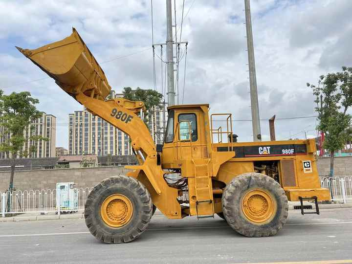 Used CAT 980f 980g 980c Wheel Loader Second Hand Condition CAT 966H 966F 966E 966G Front Loaders for Sale - Chargeuse sur pneus: photos 3 Used CAT 980f 980g 980c Wheel Loader Second Hand Condition CAT 966H 966F 966E 966G Front Loaders for Sale - Chargeuse sur pneus: photos 3