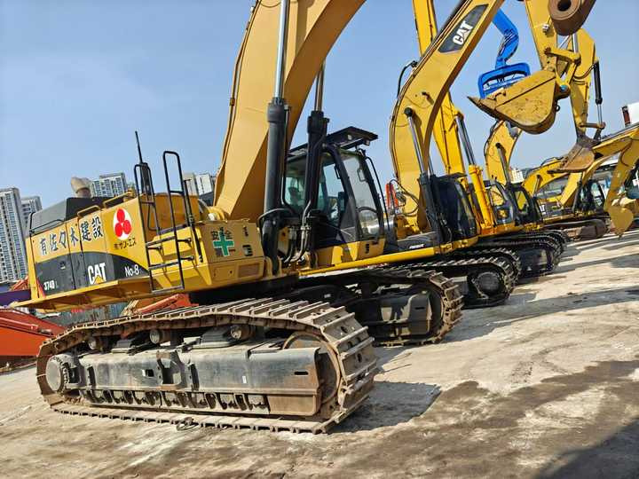Used Caterpillar 374DL Large Excavator on Sale Original CAT Heavy Equipment Crawler Excavator 374d for Sale - Pelle: photos 2 Used Caterpillar 374DL Large Excavator on Sale Original CAT Heavy Equipment Crawler Excavator 374d for Sale - Pelle: photos 2