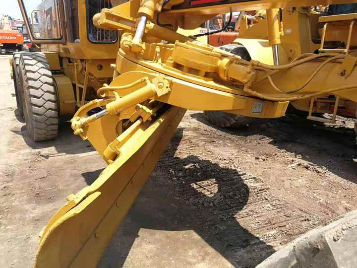 Used Caterpillar CAT 140k Land Road Motor Grader CAT140k Used Grader Cheap Price for Sale - Niveleuse: photos 2 Used Caterpillar CAT 140k Land Road Motor Grader CAT140k Used Grader Cheap Price for Sale - Niveleuse: photos 2