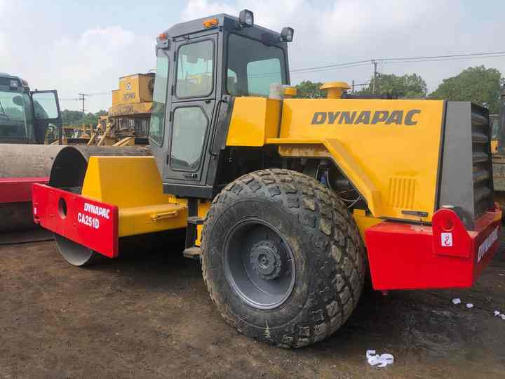Used Dynapac Ca251d Road Roller for Sale Dynapac Ca251d Ca301d Road Roller - Compacteur à pieds de mouton/ Monocylindre: photos 5 Used Dynapac Ca251d Road Roller for Sale Dynapac Ca251d Ca301d Road Roller - Compacteur à pieds de mouton/ Monocylindre: photos 5