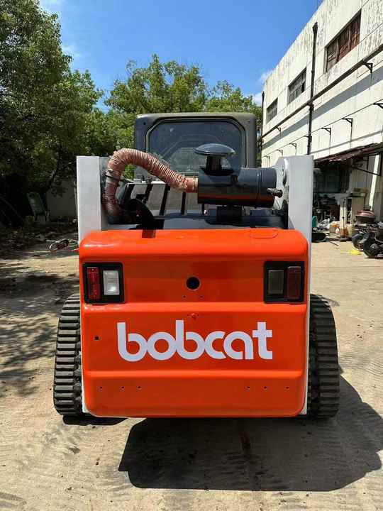 Used Heavy Construction Equipment Crawler bobcat T864 Second Hand Smaller Skid Steers Used Machine for Sale - Mini chargeuse: photos 3 Used Heavy Construction Equipment Crawler bobcat T864 Second Hand Smaller Skid Steers Used Machine for Sale - Mini chargeuse: photos 3