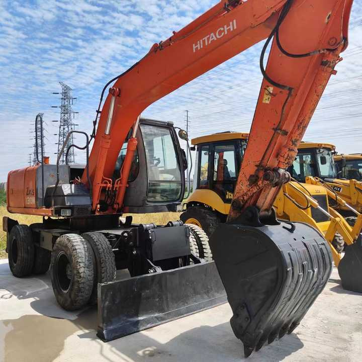 Used Japan Original Brand Hitachi Zx 130w Wheel Excavator Hitachi Zx120 130 200 Excavator for Sale - Pelle: photos 2 Used Japan Original Brand Hitachi Zx 130w Wheel Excavator Hitachi Zx120 130 200 Excavator for Sale - Pelle: photos 2