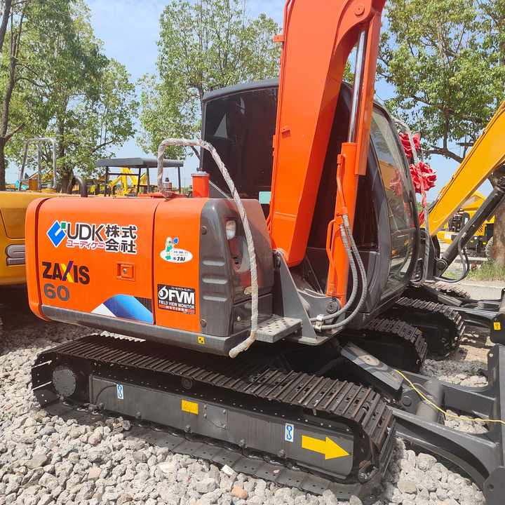 Used Original Japan Brand Hitachi Zx60 Excavator for Sale - Mini pelle: photos 5 Used Original Japan Brand Hitachi Zx60 Excavator for Sale - Mini pelle: photos 5