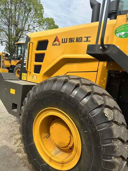 Chargeuse sur pneus Used  SDLG L958F Hydraulic Large Wheel  Loader SDLG L958F  Good Price Loader  on Hot Sale  Sdlg 956 958: photos 6