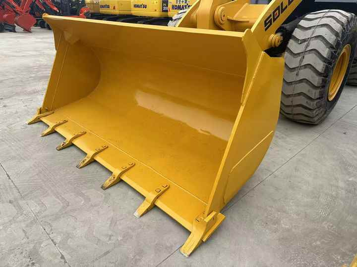Used SDLG955F New Model Wheel Loader Second Hand Machine Popular Brand Sdlg Hydraulic Machinery - Chargeuse sur pneus: photos 5 Used SDLG955F New Model Wheel Loader Second Hand Machine Popular Brand Sdlg Hydraulic Machinery - Chargeuse sur pneus: photos 5