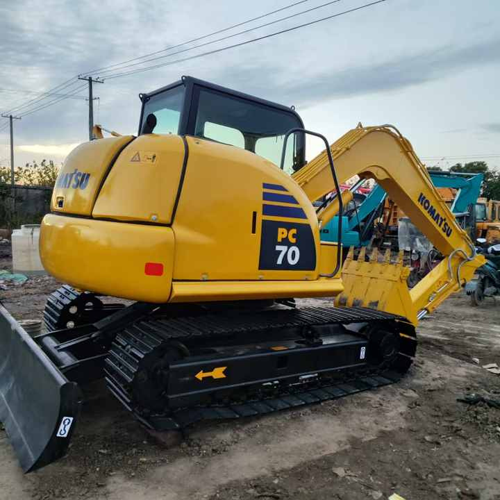 Used komatsu PC70-8 Model Excavator Second Hand Machine Popular Brand Korean komatsu Hydraulic Machinery - Pelle: photos 3 Used komatsu PC70-8 Model Excavator Second Hand Machine Popular Brand Korean komatsu Hydraulic Machinery - Pelle: photos 3