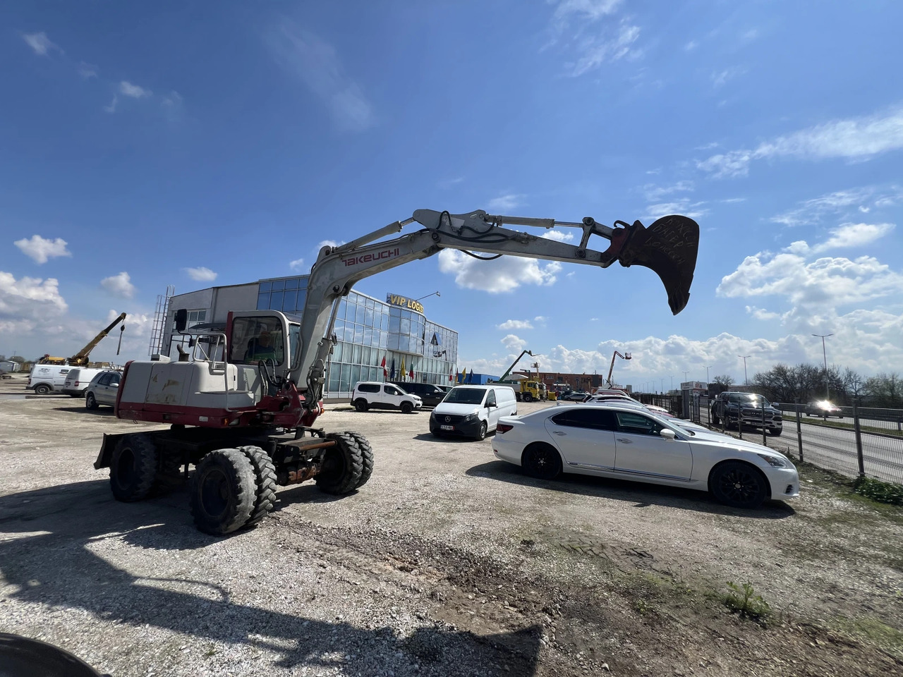 Багер Takeuchi 8-Тона, TB070W, Внос - Pelle sur pneus: photos 5 Багер Takeuchi 8-Тона, TB070W, Внос - Pelle sur pneus: photos 5