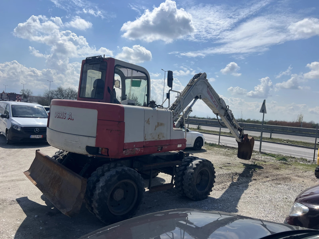 Багер Takeuchi 8-Тона, TB070W, Внос - Pelle sur pneus: photos 4 Багер Takeuchi 8-Тона, TB070W, Внос - Pelle sur pneus: photos 4