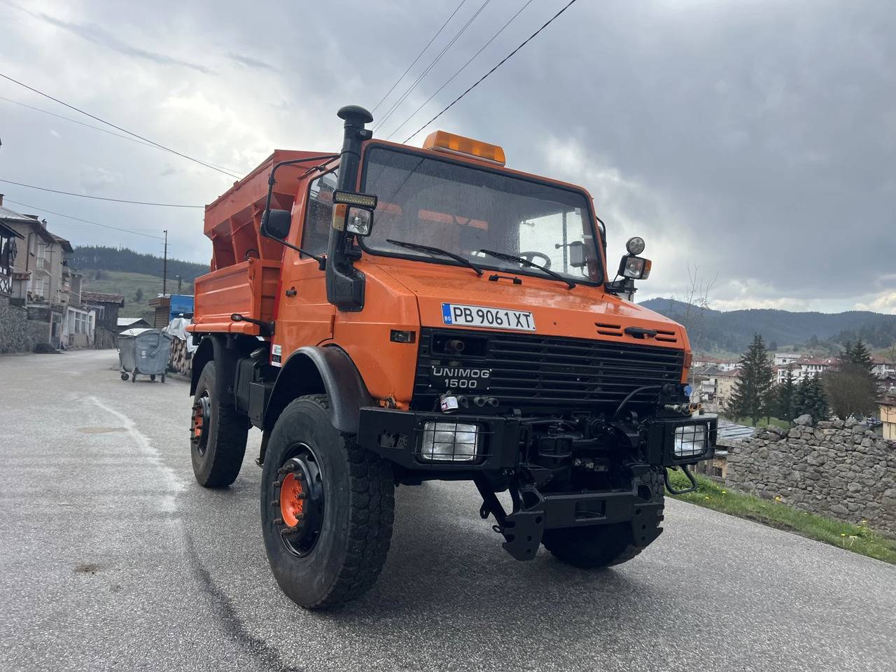 Mercedes-Benz UNIMOG U1500, 4х4, Самосвал - Engin de déneigement: photos 3 Mercedes-Benz UNIMOG U1500, 4х4, Самосвал - Engin de déneigement: photos 3